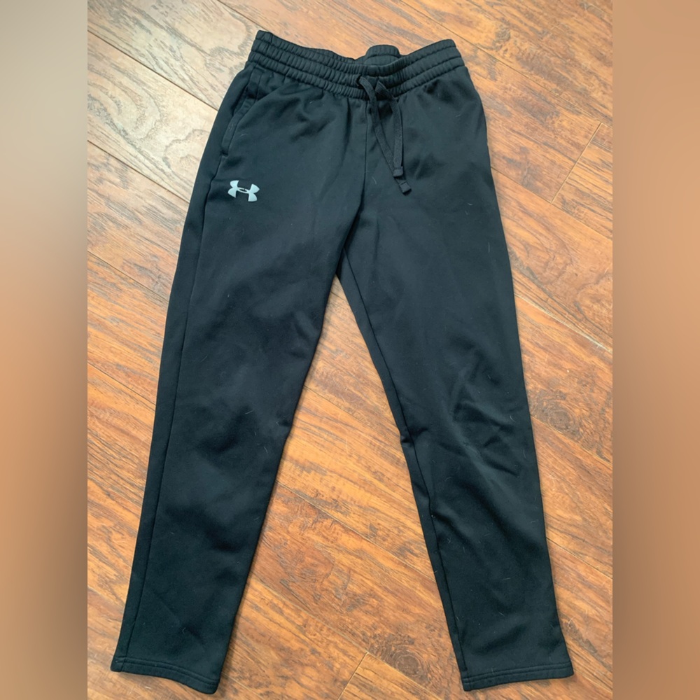 Boys youth Large Under Armour joggers pants